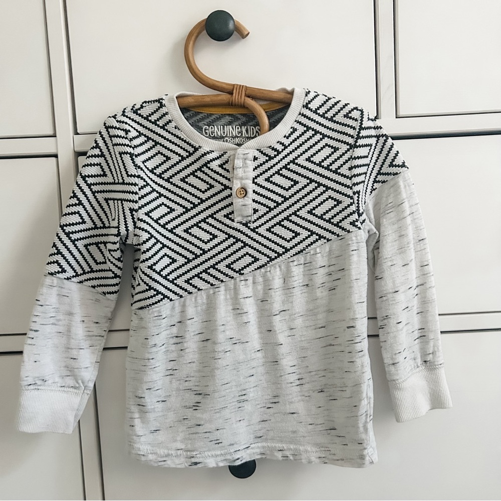3T Oshkosh Black and white embroidered and cotton duo long sleeve top